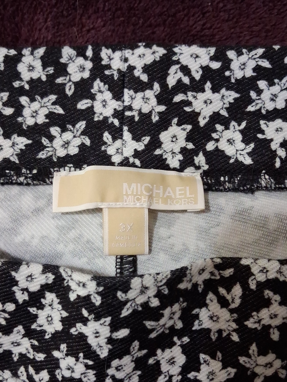 Michael Kors Black & White Floral Print Pants.